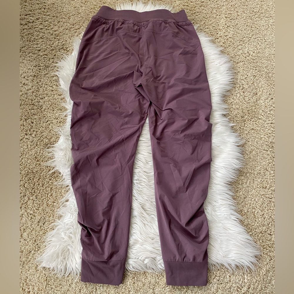 {Athleta} Attitude Jogger Pant in Volcanic Violet - Women's 2 - Picture 8 of 10